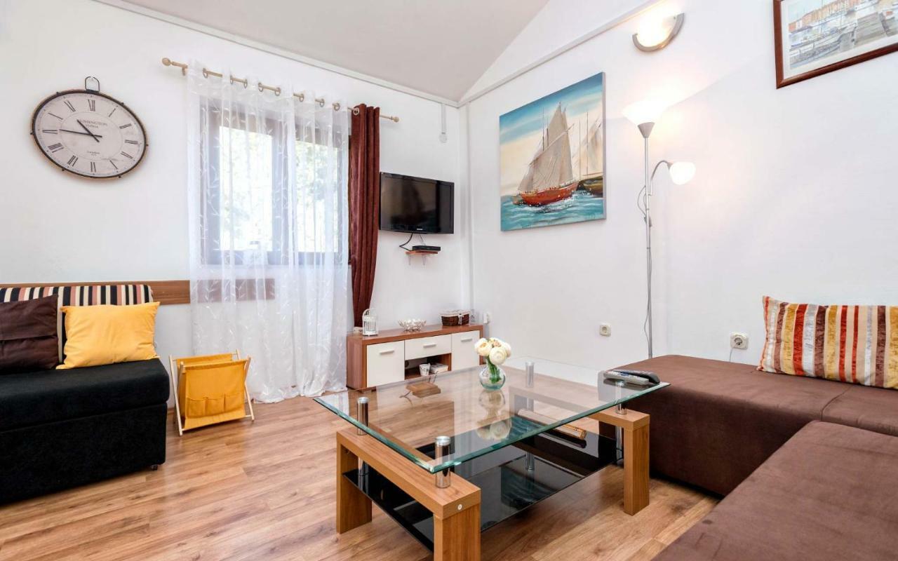 Apartmani Zlatarić Stari Grad  Zewnętrze zdjęcie