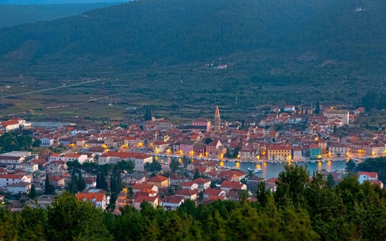 Apartmani Zlatarić Stari Grad  Zewnętrze zdjęcie